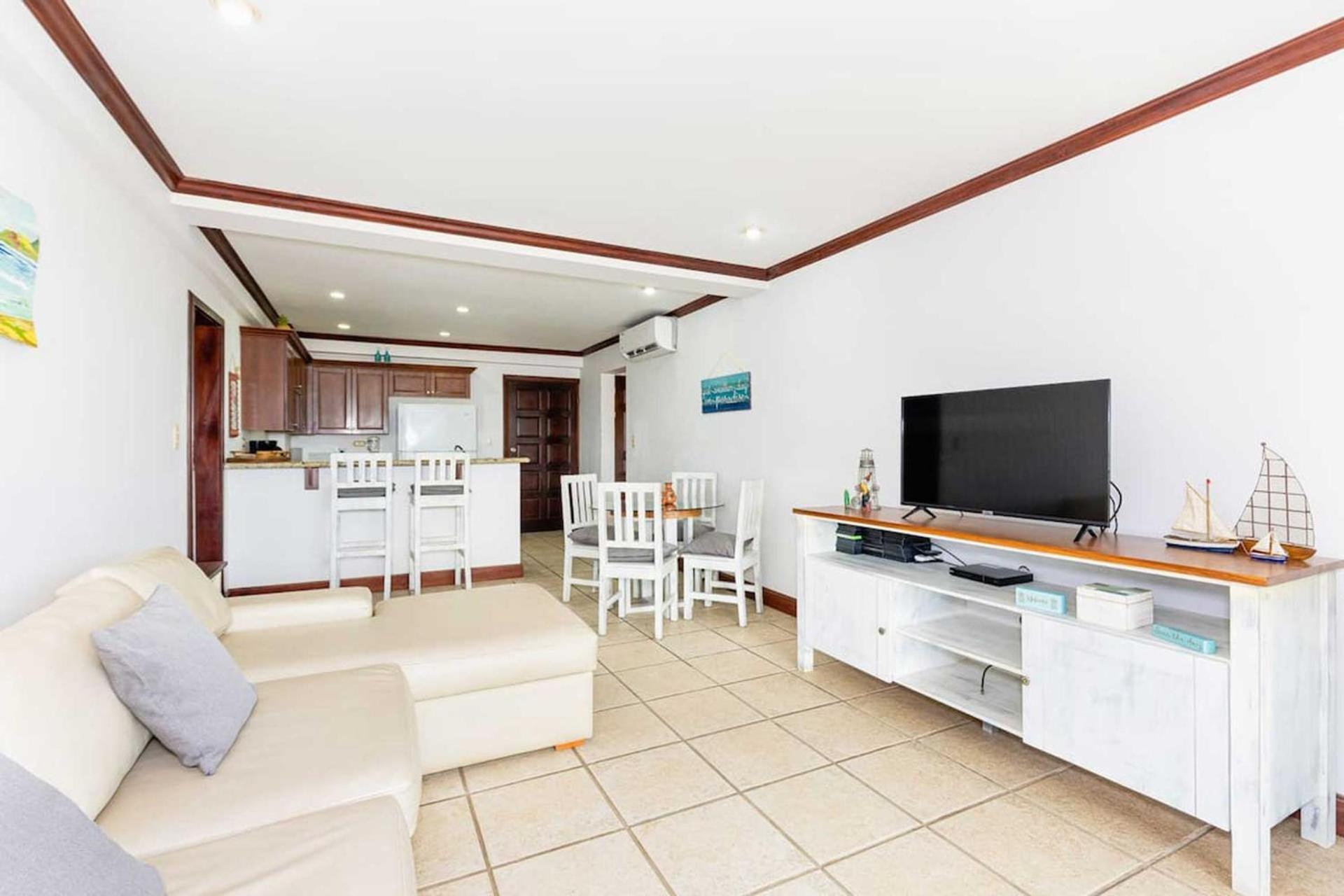 Newly Remodeled Unit In Flamingo With Sweeping Ocean Views From Big Terrace Villa Playa Flamingo Exterior photo