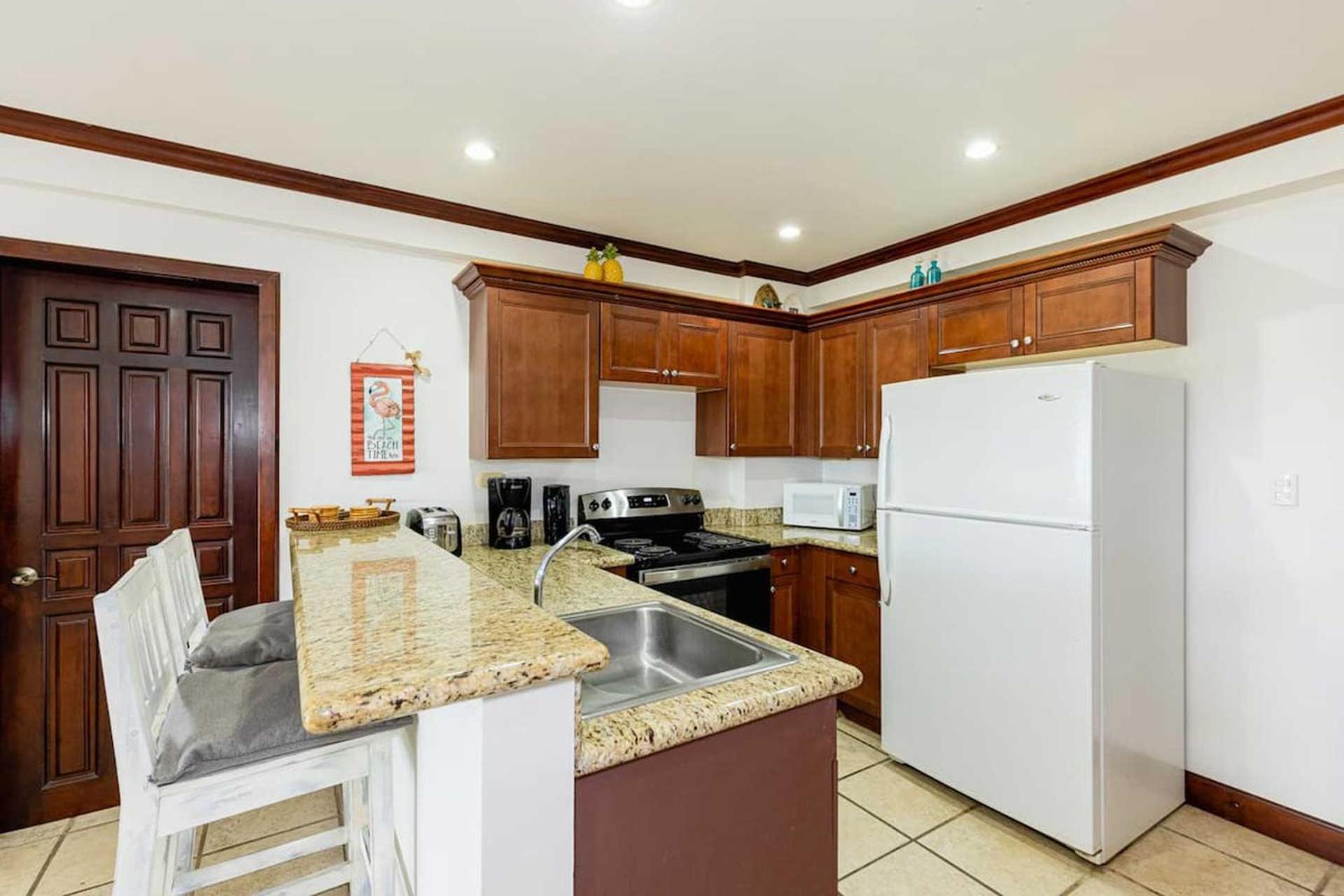 Newly Remodeled Unit In Flamingo With Sweeping Ocean Views From Big Terrace Villa Playa Flamingo Exterior photo